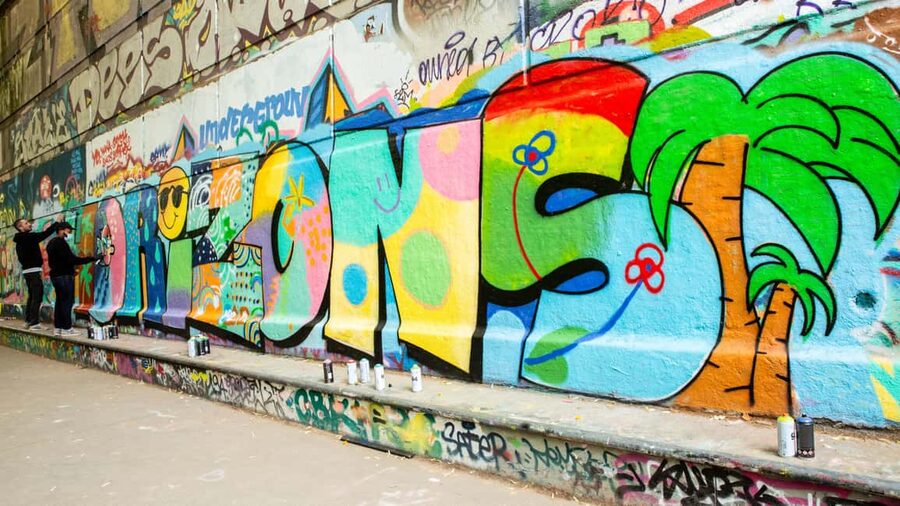 Paris: Graffiti and Street Art Workshop - From lettering basics to your chosen design