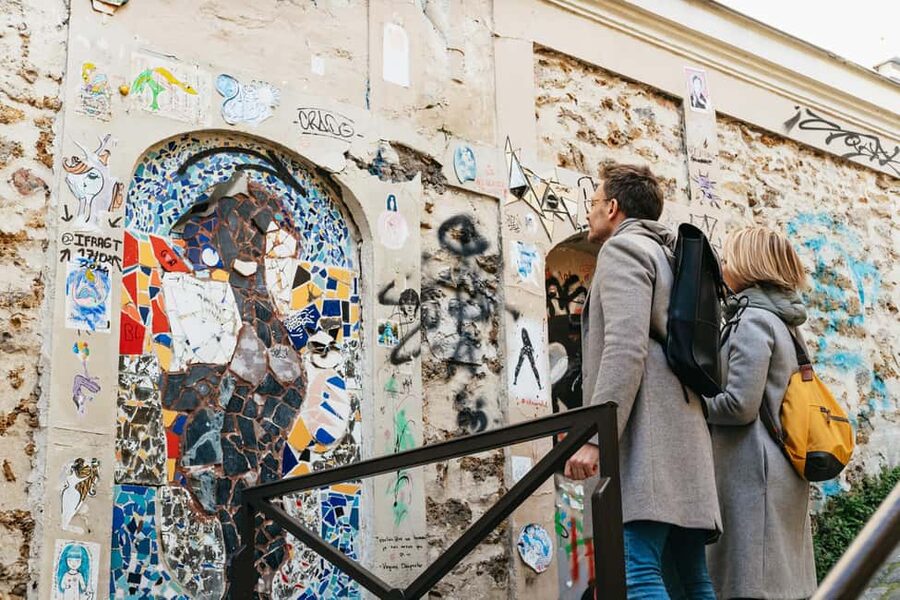 Paris: Street Art Walking Tour with a Street Artist Guide - A walk that covers street art history without turning it into a lecture