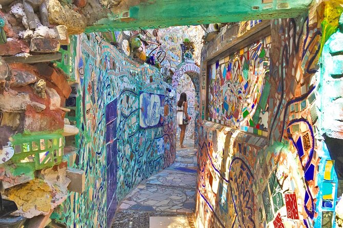 Philadelphia Murals and Street Art Tour with Magic Gardens - Key highlights at a glance