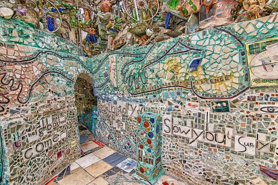 Philadelphia Murals and Street Art Tour with Magic Gardens - Price and value: is $45 worth 150 minutes?