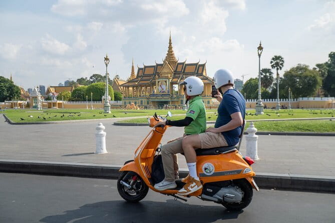 Phnom Penh: Highlights Tour Including National Museum - Key things worth knowing before you go