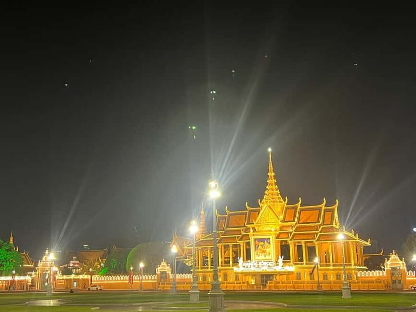 Phnom Penh: Street Art and Food Tour with Pickup and Beer - Key things that make this tour worth your time