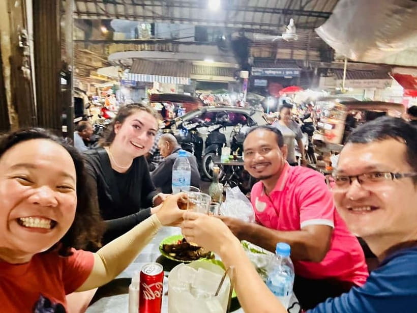 Phnom Penh: Street Art and Food Tour with Pickup and Beer - Cambodian street food: you’ll get a real tasting route