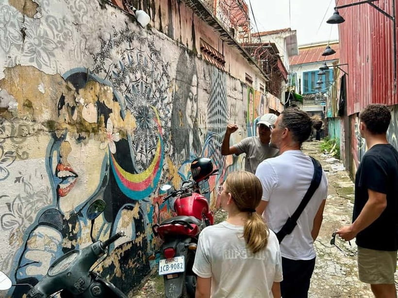 Phnom Penh: Street Art and Noodle Tour by Tuk Tuk - Key things that make this tour worth your time