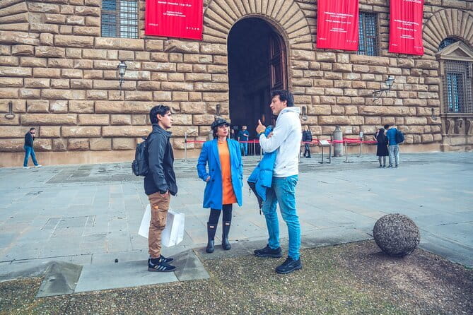 Pitti Palace and Palatine Gallery: A Royal Art and History Tour - Palazzo Pitti First Look: From Medici Residence to Museum Rooms