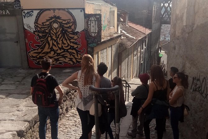 Porto Street Art Tour - How the guide helps you spot street art (not just look at it)