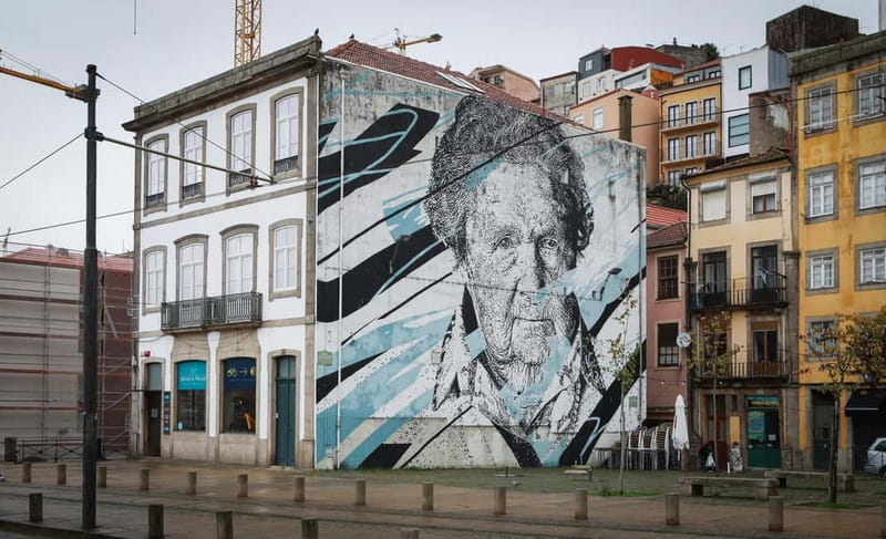 Porto Tour: Street Art & Architecture Experience 3h - Old Tiles, Neoclassical Facades, and Modern Lines in the Historic Center