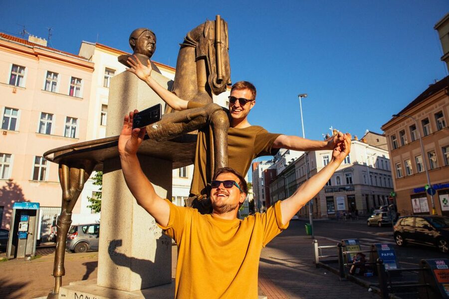 Prague: 1.5-Hour Private Kick-Start Tour with a Local - Local Food and Quiet Break Spots You Can Act On