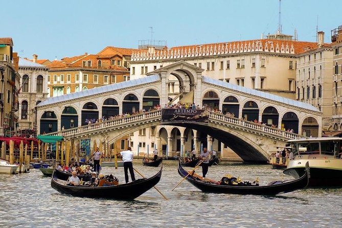 Private 2-hour Walking Tour of Accademia Gallery in Venice with private guide - Stop 2: Venice context — how the tour likely ties the museum to the city