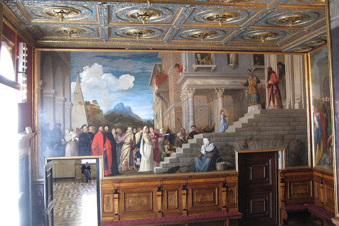 Private 2-hour Walking Tour of Accademia Gallery in Venice with private guide - Should you book this private Accademia Gallery tour?