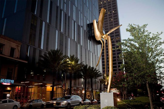 Private Art and Street Art Tour of New Orleans with Lunch - Pickup and moving through the city without stress