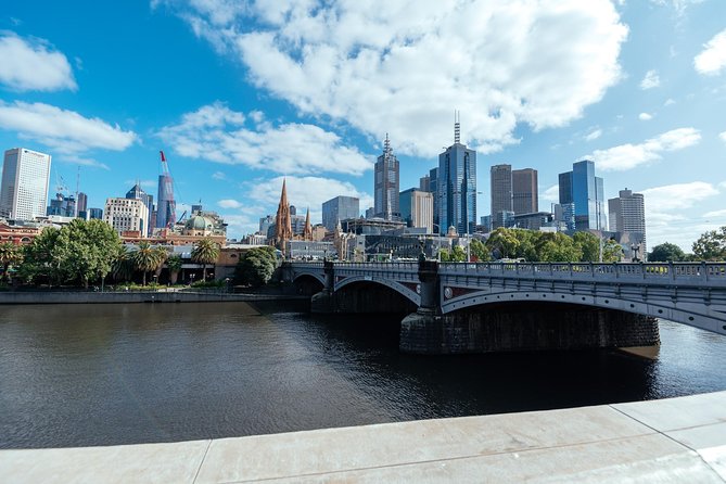 Private City Kickstart Tour: Melbourne - Stop 1-2: Federation Square and Flinders Street Station
