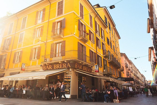 Private City Kickstart Tour: Milan - Piazza Gae Aulenti: a practical place to start