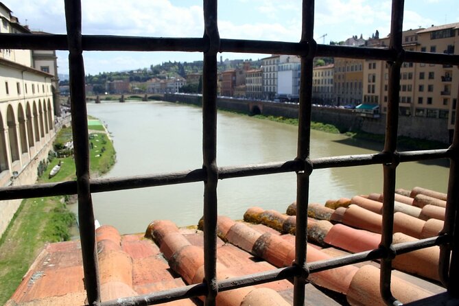 Private Skip-the-Line Uffizi Gallery and Vasari Corridor Tour - The route, the timing, and what it means for your day in Florence