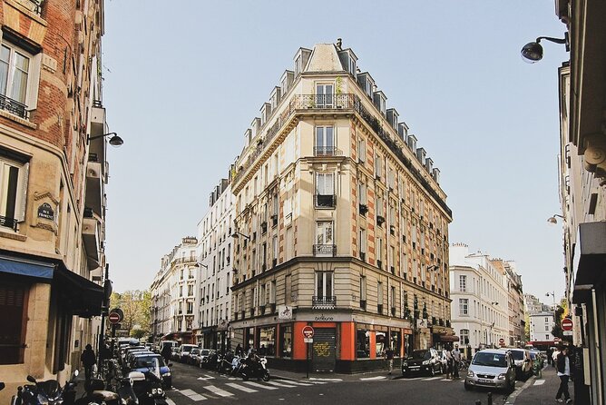 Private Street Art Tour in Paris with Local Expert - Rue Laurence Savart: Narrow Alleys and a Growing Collection