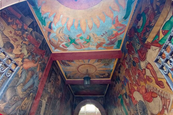 Private Street Food & Mural Art Tour in Mexico City - House of Tiles: Azulejos, Talavera, and a Palace Turned Restaurant