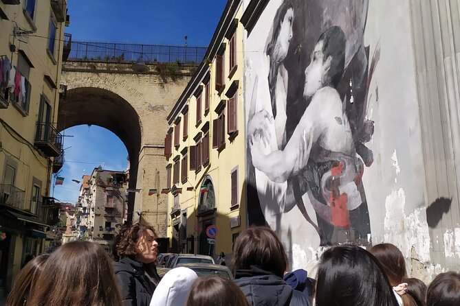 Rione Sanità Street Art and Traditions Tour for Small Groups - Food, pacing, and who this tour is perfect for