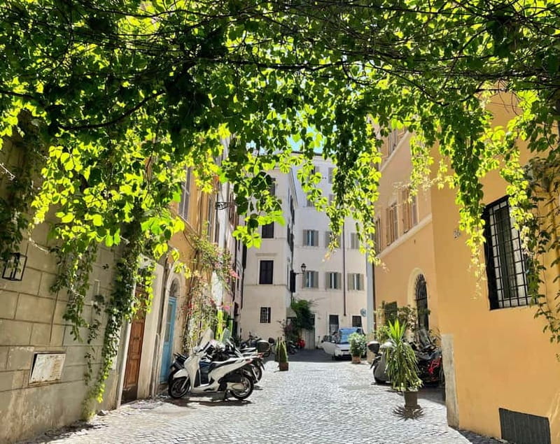 Rome: 4 Hour Electric Golf Cart Tour with Hotel Pickup - The river crossing and Via Giulia: Michelangelo’s street in a practical setting