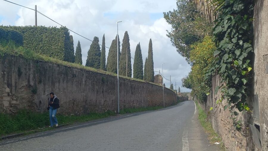 Rome: Appian Way Golf Cart Tour with Roman Catacombs Entry - Roman Catacombs entry: what the underground walk really demands