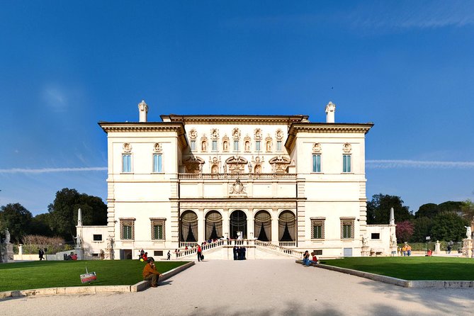 Rome: Borghese Gallery & Gardens Small Group Guided Tour - Why Borghese feels different from most Roman museums