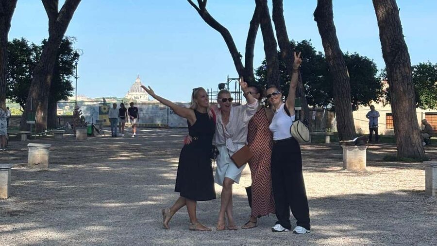 Rome: Express Golf Cart Tour – City Essentials in 90 Minutes - Piazza Venezia to Campo de’ Fiori: power to street life