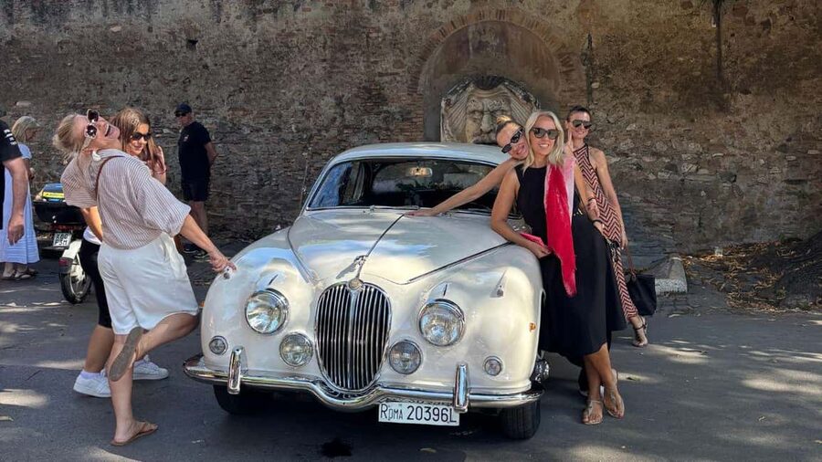 Rome: Express Golf Cart Tour – City Essentials in 90 Minutes - Pantheon and Trevi: two icons, one practical strategy