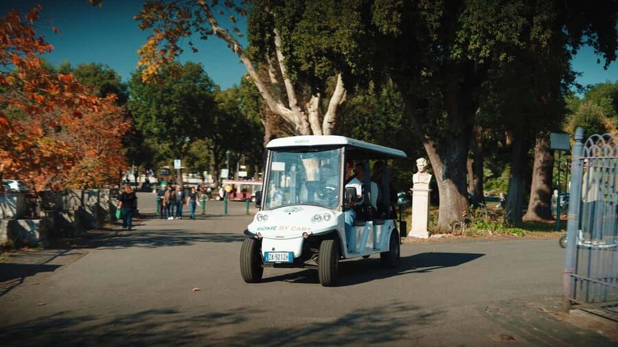 Rome in Comfort: 3-Hour Private Golf Cart Tour with Food Tasting - Beyond the headline sights: Trastevere and quiet side streets