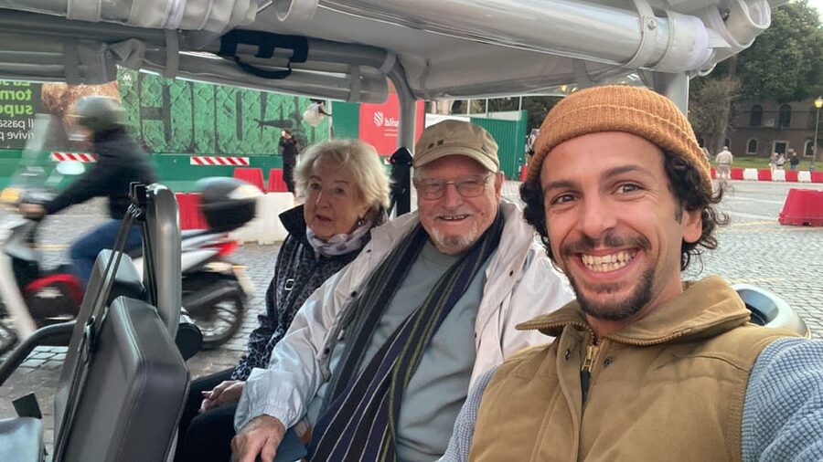 Rome: Private Golf Cart Tour with Artisanal Gelato - Colosseum time plus Trastevere flavor in the same ride