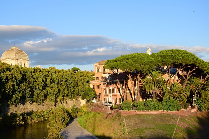 Rome: Private Walking Tour with Highlights & Gelato Tasting - San Nicola in Carcere: an old church stop with a different feel