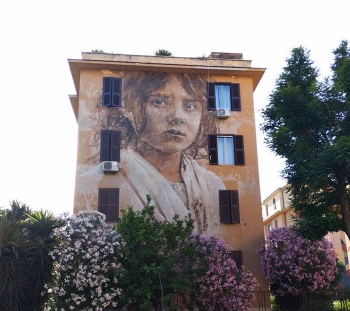 Rome street art tour: off the beaten path with a local guide - The walking rhythm: 4 km, cameras, and sensible breaks