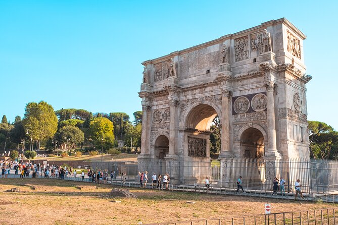 Rome Unforgettable Highlights by Golf Cart Tour - Spanish Steps: 135 steps, the fountain at the base, and when it gets crowded