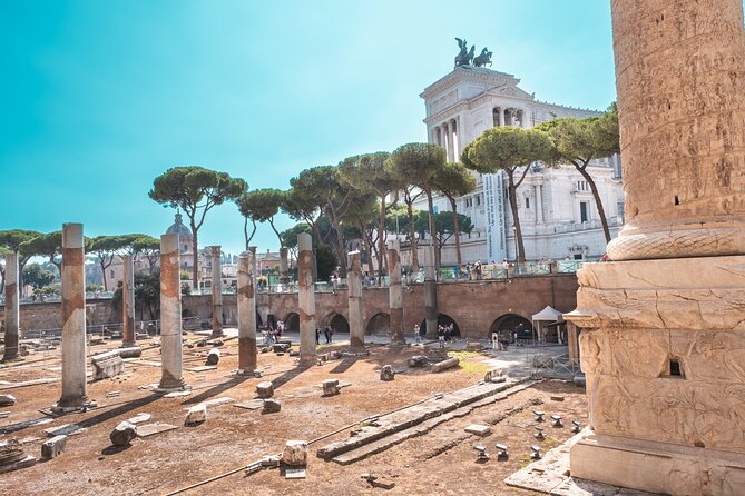 Rome Unforgettable Highlights by Golf Cart Tour - Colosseum area: seeing the scale without the ticket line
