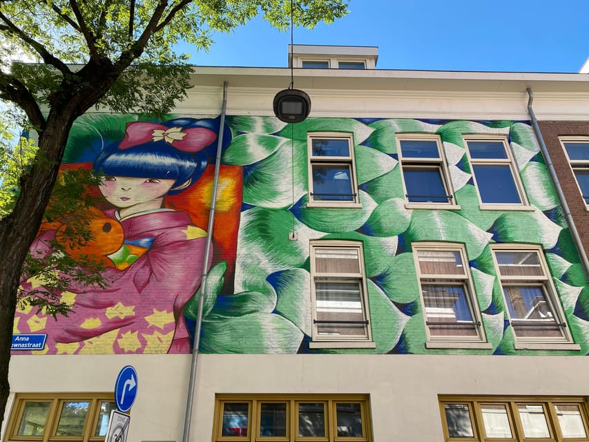 Rotterdam Street Art tour: Including specialised guide - Off the beaten path: side streets and the West-Kruiskade feel