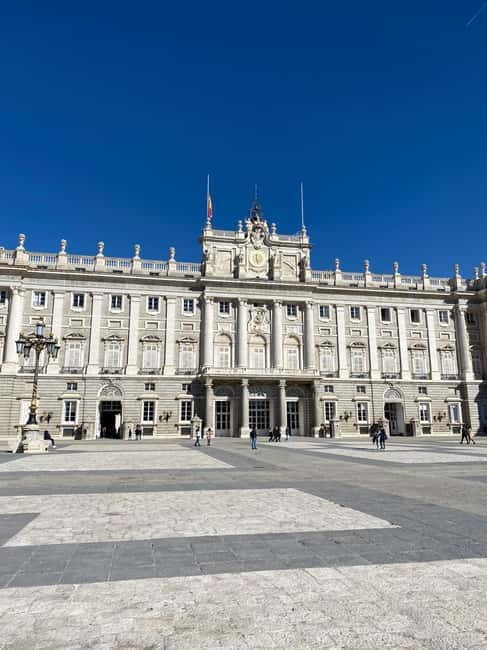 Royal Palace and Royal Collections Gallery Guided Tour - Tips to make the most of it