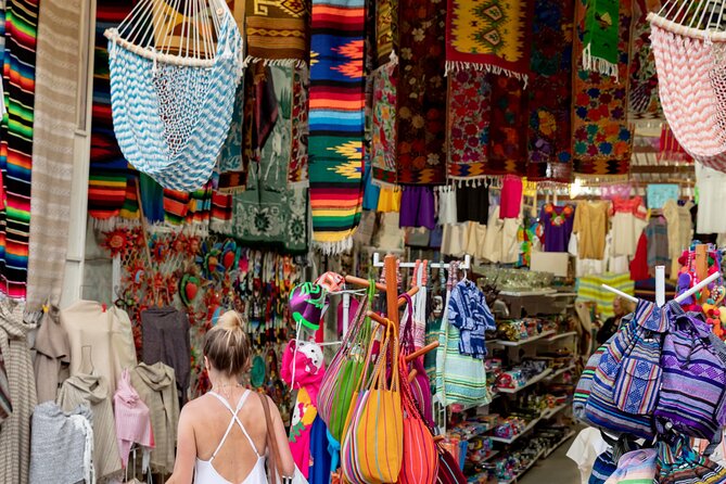 San Jose del Cabo Art Walk, Beer Tasting &Chocolate Demonstration - Plaza Mijares: Jesuit mission history with an easy start