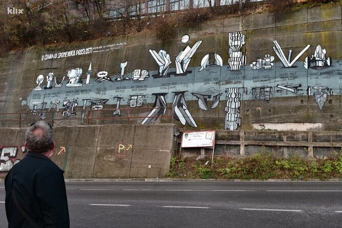 SARAJEVO STREET ART TOUR (art, history & mystery) - sARTajevo! - Stop 1: Bentbaša and the Mural In the preservation of monuments of the past
