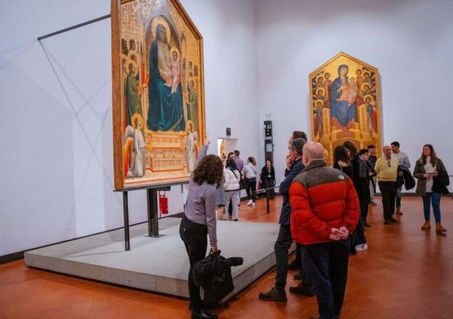 Semi Private Uffizi Gallery Guided Tour in Florence - Giotto’s Madonna di Ognissanti and the Moment the Art Turns On