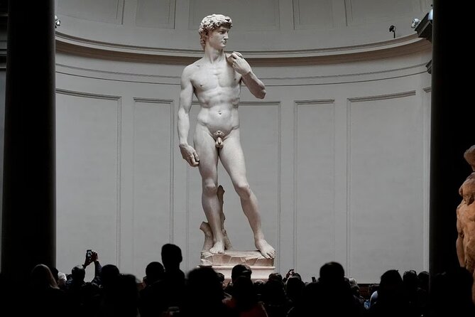 Skip the Line Accademia Gallery Small Group Walking Tour - Piazza della Signoria at 3:00 pm: where the story starts