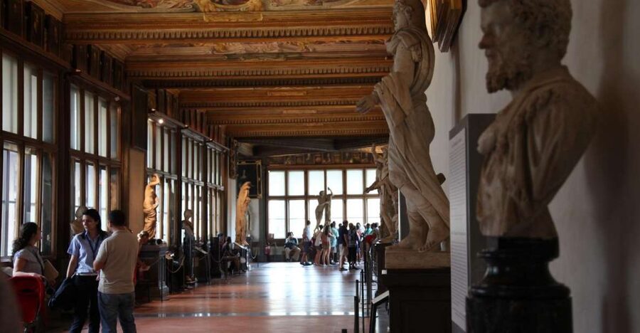 Skip-the-line Uffizi Gallery Reserved Entrance Tickets - Entering the Uffizi: Skip-the-Line, Separate Entrance