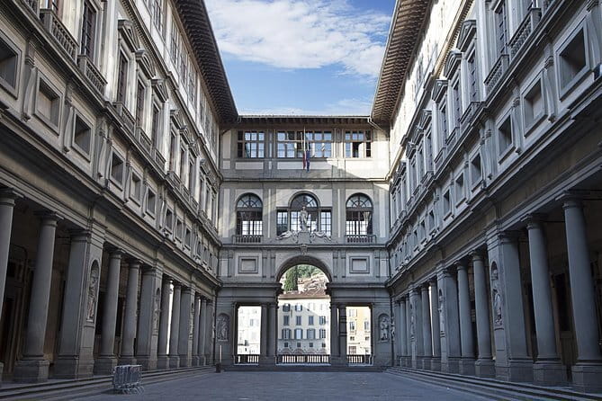 Small Group Uffizi Gallery Guided Tour - Potential drawbacks to plan for (so nothing ruins your day)