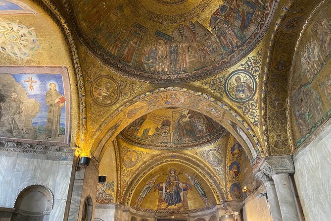 St. Mark's Cathedral Priority Guided Tour & History Gallery - Meet-Up, Timing, and the Unspoken Rules Inside the Basilica