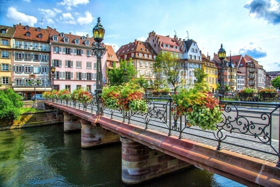 Strasbourg : Private Street Art Tour - Your route around Strasbourg Station and Quartier de la Gare
