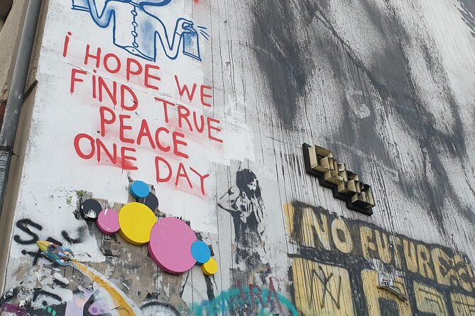 Street Art and Alternative Tour of Berlin in French - Tickets and On-the-Day Setup: Mobile Ticket and Admission