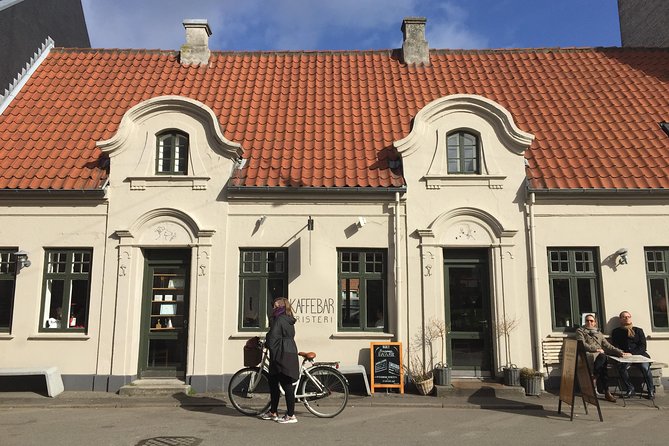 Street Art and Rooftops of Aarhus, Denmark - The 2017 viewpoint: the stop to plan your eyes for