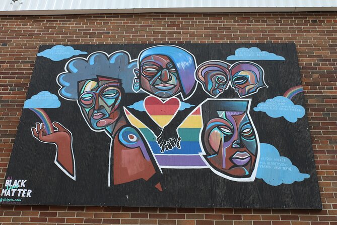 Street Art Exploration Game and Self-Guided Tour in Ottawa - Faith, Pink Flamingo, and Arlington 5 Art Court