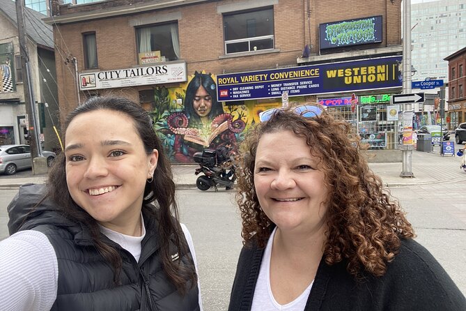 Street Art Exploration Game and Self-Guided Tour in Ottawa - BLM Mural, DaVinci Mural, and Lion Dance