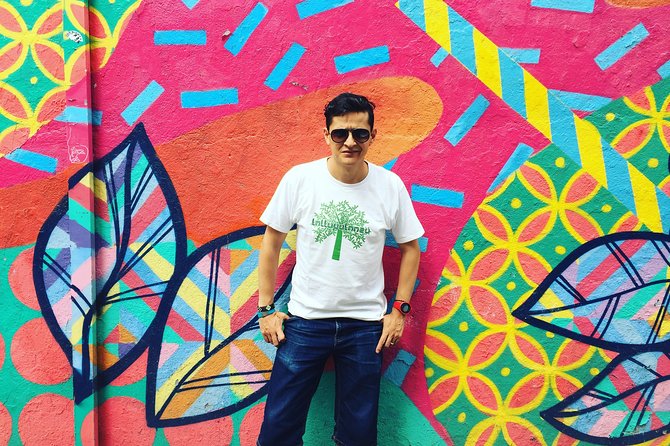 Street Art Guided Tour in Madrid - Price, Time, and Group Size: Why $30.38 Can Feel Worth It