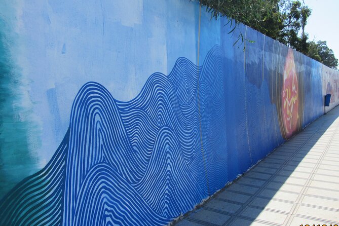 Street Art in Depth 4 days in Casablanca and Rabat - Day 1 in Casablanca: hidden painted walls with a resident artist