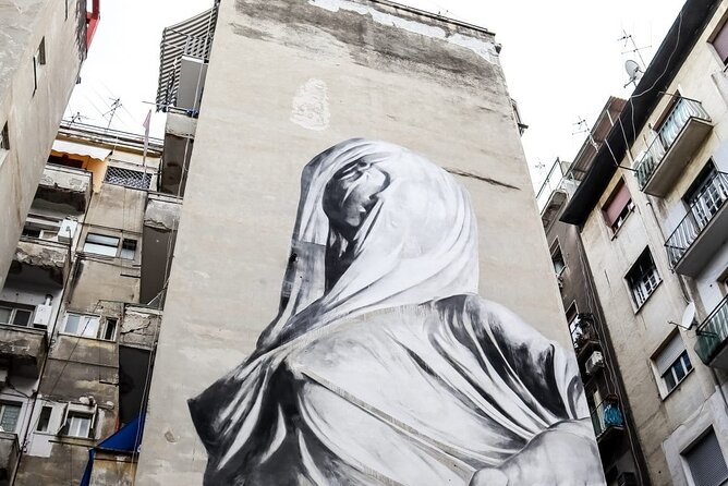 Street Art of Spanish Quarters and Maradona Tour - Via Toledo to the Spanish Quarters: How the Walk Shapes the Experience