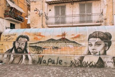 Street Art of Spanish Quarters and Maradona Tour - Stop 1: Quartieri Spagnoli Murals and the Stories Behind the Faces